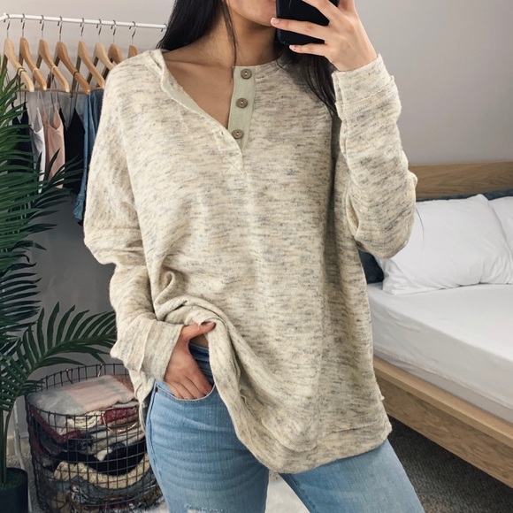 🆕 Yellow Gray Oversized Henley Sweater - Picture 7 of 8